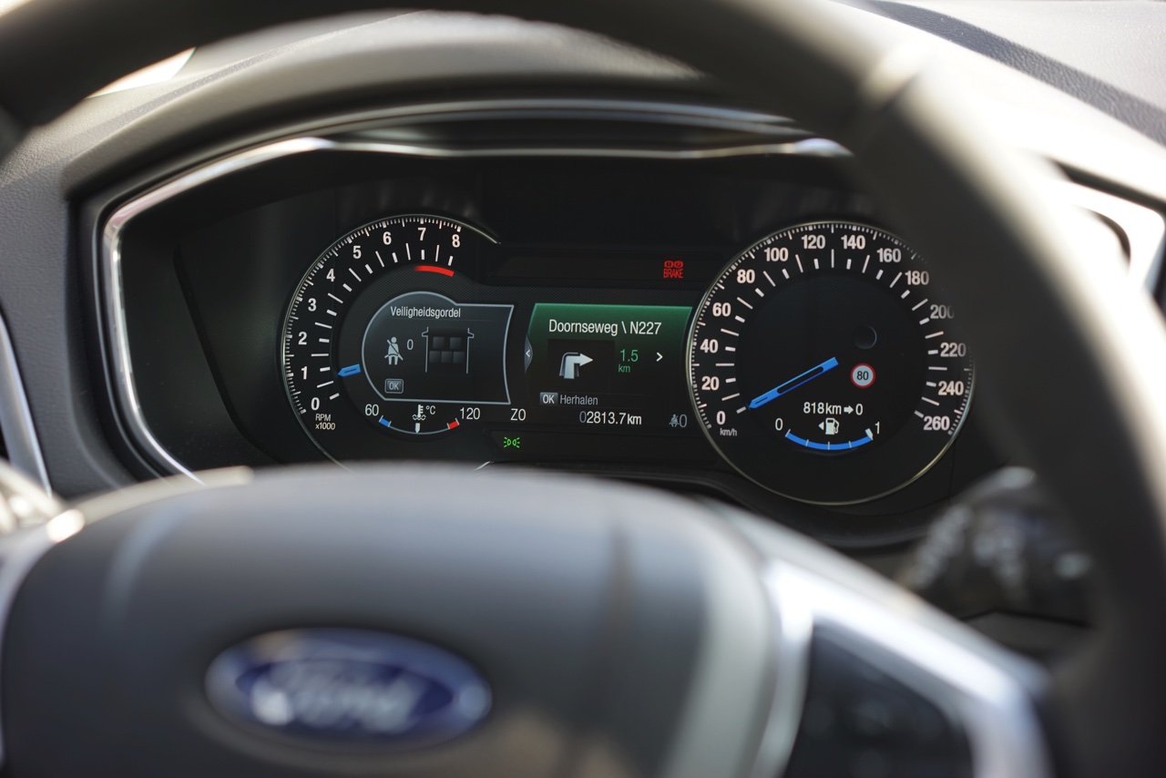 Autotest Ford Mondeo 2.0 iVCT HEV Hybrid Titanium, het vlaggenschip van Ford met hybride aandrijflijn en 20%-21% bijtelling voor zakelijke rijders. Een slim alternatief voor de benzine- of diesel.