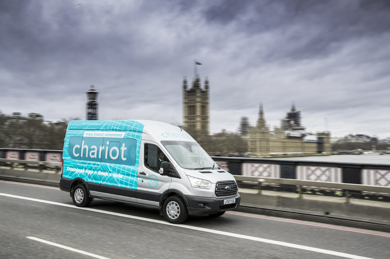 Ford gaat in openbaar vervoer met de Chariot busdiensten in de ochtend- en avondspits in Londen.