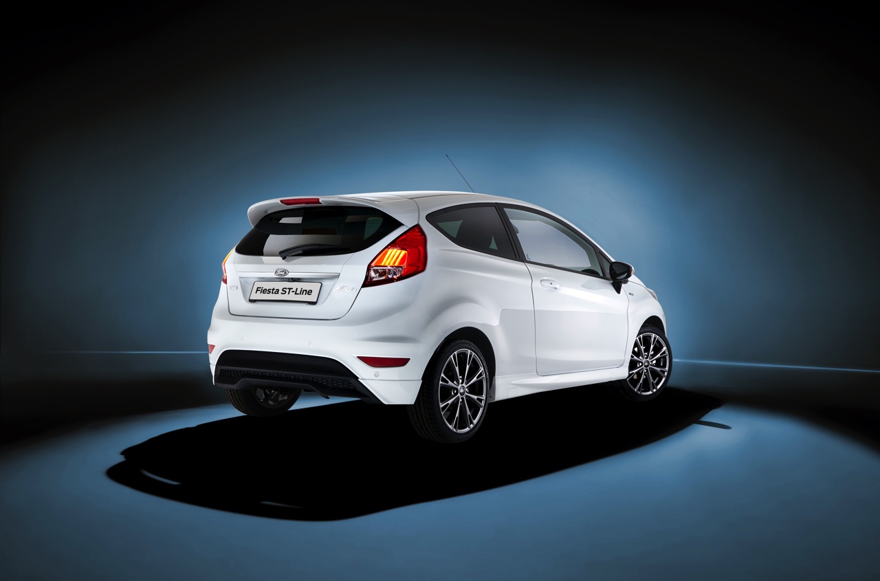 Ford Fiesta ST-Line en Focus ST-Line introduceren het nieuwe ST-Line gamma van Ford met een sportief karakter. Eind 2016 volgen nog twee modellen met deze badge.