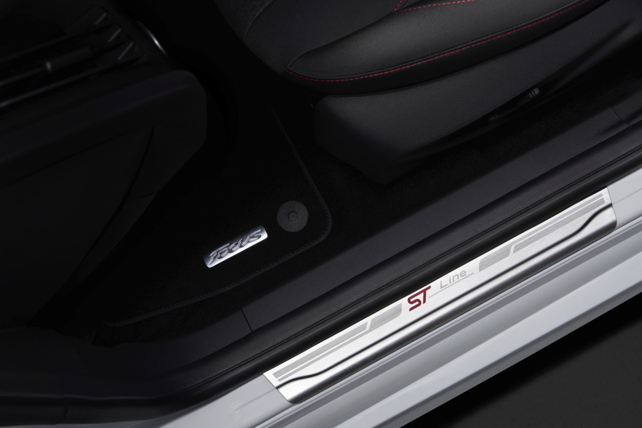 Ford Fiesta ST-Line en Focus ST-Line introduceren het nieuwe ST-Line gamma van Ford met een sportief karakter. Eind 2016 volgen nog twee modellen met deze badge.