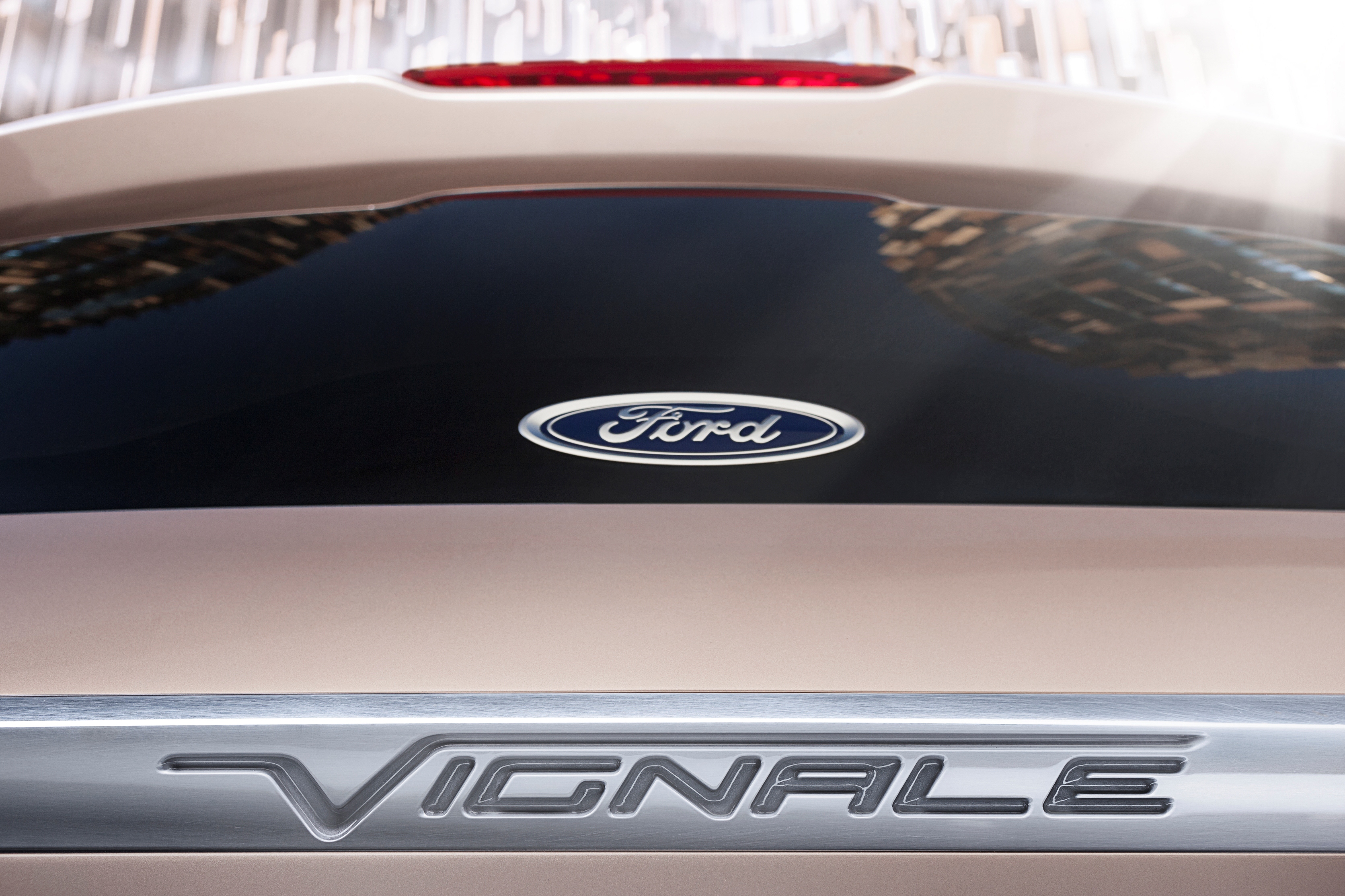 Ford slaat de Autosalon van Parijs 2016 over wegens gebrek aan nieuws. Toch liggen er genoeg nieuwe modellen op de plank. Dit zijn de Ford-modellen van de toekomst.
