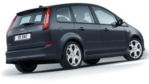 De Ford C-Max heeft een aantal wijzigingen gekregen zodat deze weer een paar jaar mee kan. De C-Max is door de veranderingen wat meer op zijn grote en populaire broer gaan lijken, de S-Max.