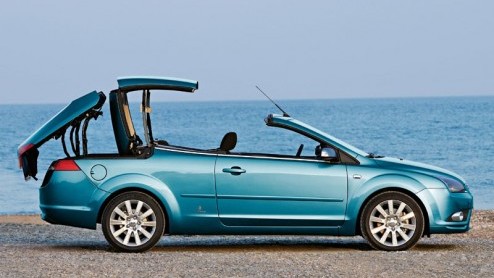 Ook Ford gaat mee drijven op de Coup-Cabrio stroom. Dat er een CC op basis van de Focus zou komen wisten we al, nu zijn de technische details en de prijzen bekend gemaakt door Ford. Jammer alleen is,