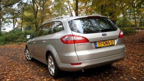 Voor meer dan 13.000 automobilisten is de nieuwe Ford Mondeo hun auto. Sinds de entree van de auto net voor de zomer van 2007 heeft deze gezinsmiddenklasser boven verwachting verkocht. In zon 70% v