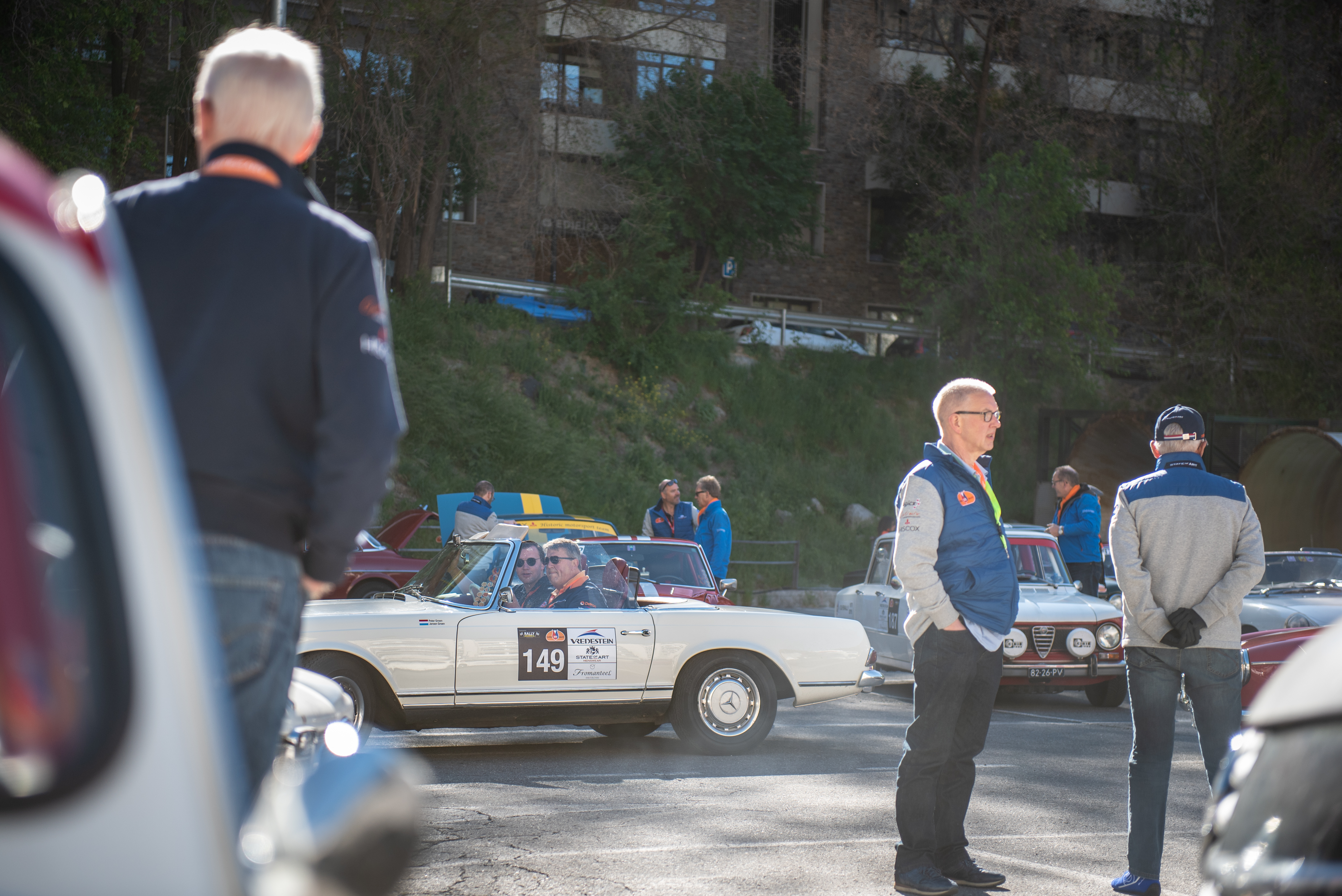 Equipe AutoVandaag doet mee met de 66ste editie van de Tulpenrallye en brengt regelmatig verslag uit.
