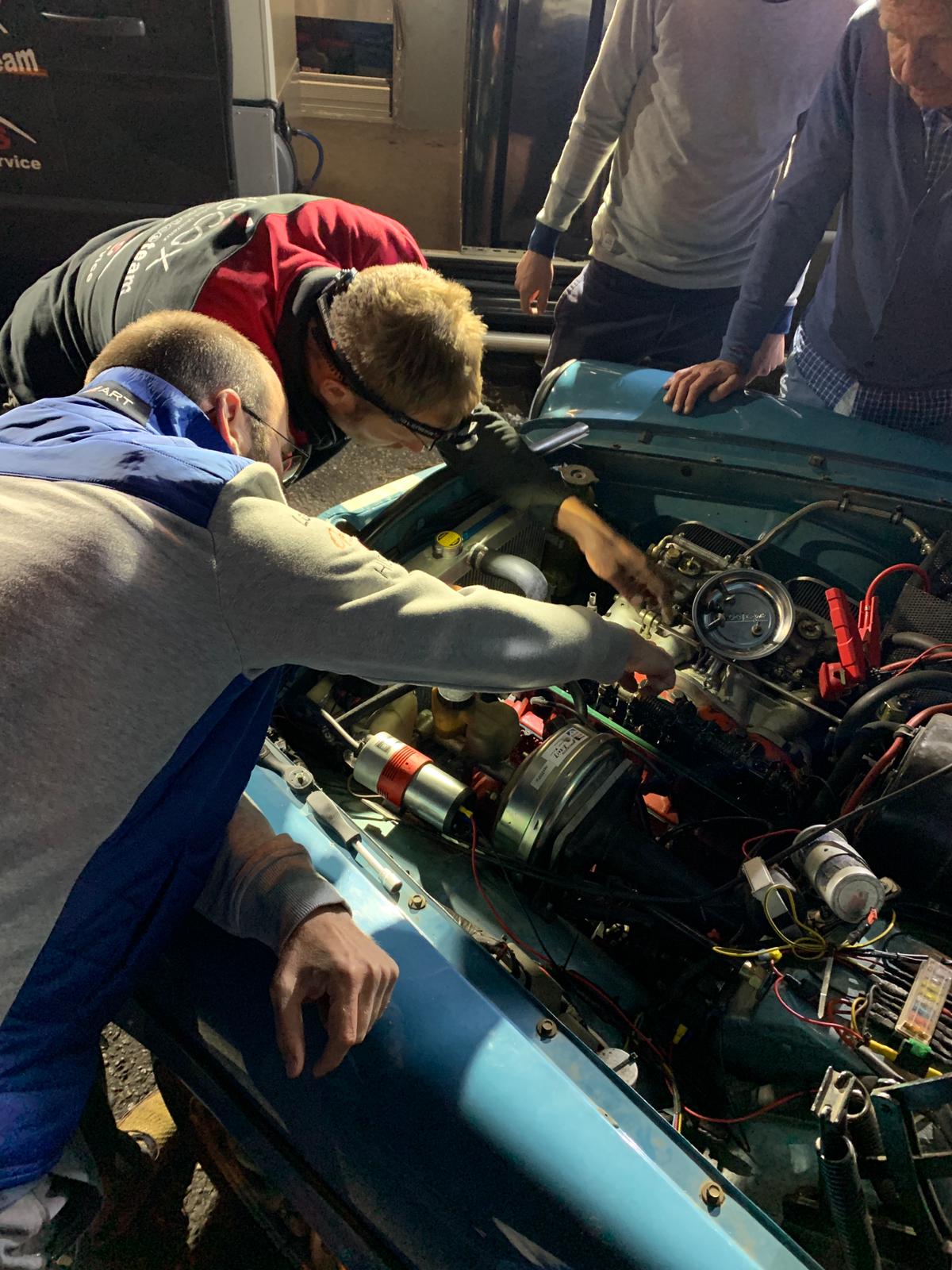 Equipe AutoVandaag doet mee met de 66ste editie van de Tulpenrallye en brengt regelmatig verslag uit.
