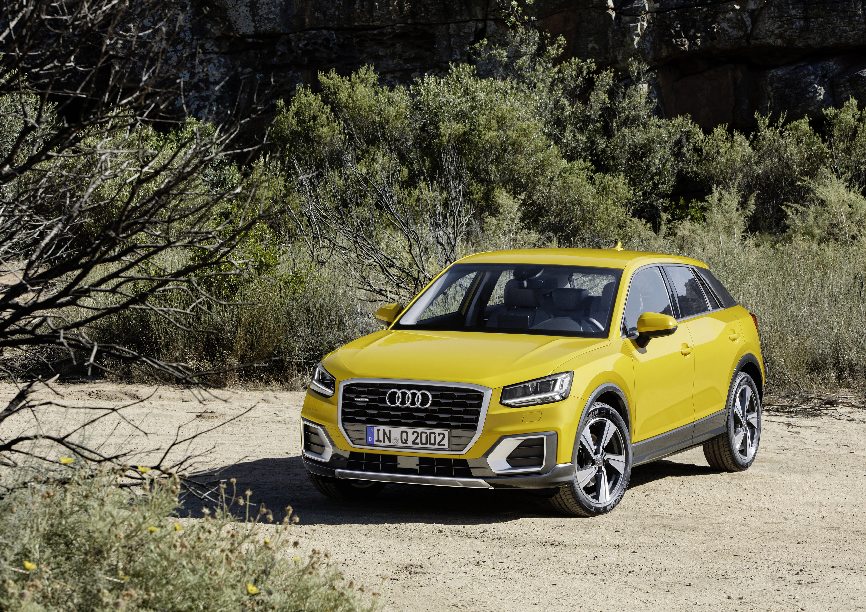 Niet strak en zakelijk maar fris en vrolijk; de nieuwe Audi Q2 is onthuld. Een nieuwe SUV van Audi die in de herfst van 2016 op de markt komt.