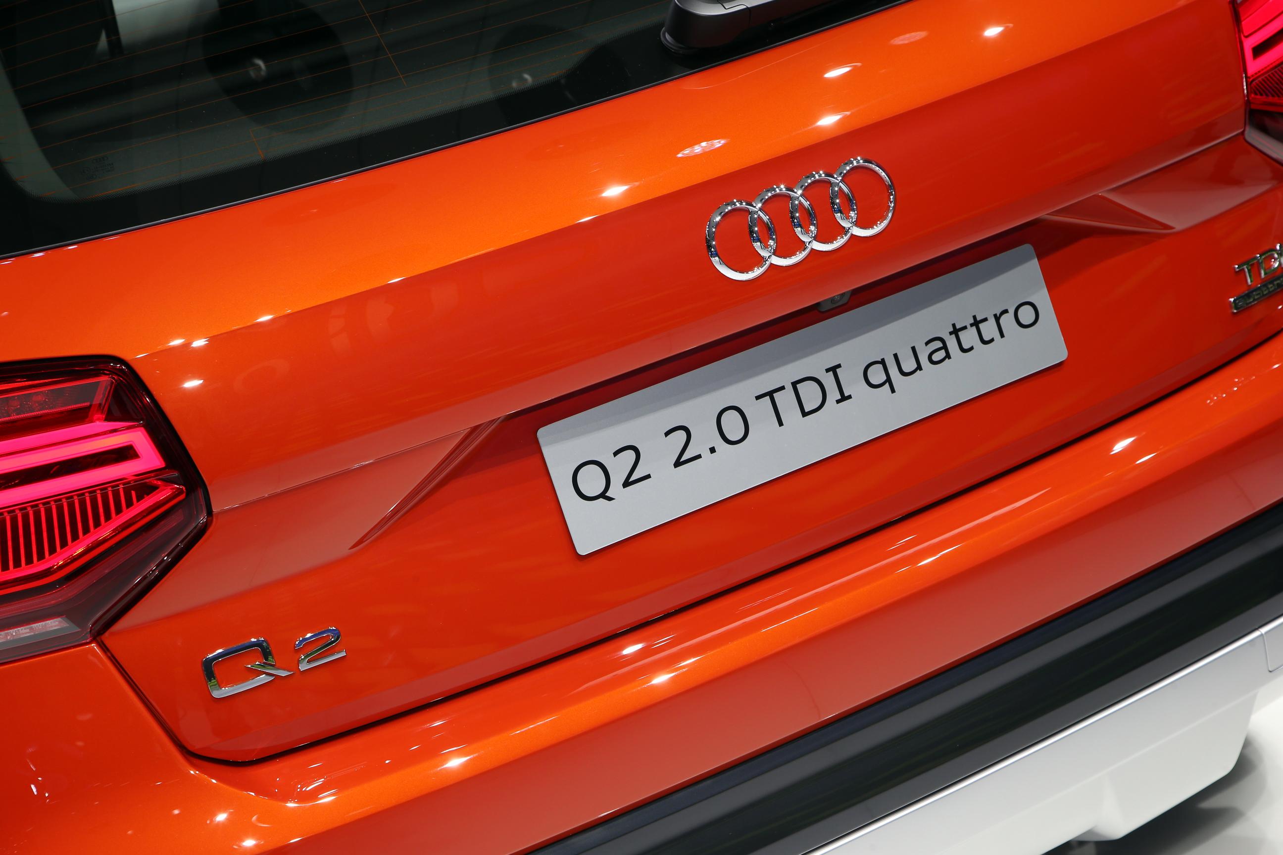 Niet strak en zakelijk maar fris en vrolijk; de nieuwe Audi Q2 is onthuld. Een nieuwe SUV van Audi die in de herfst van 2016 op de markt komt.