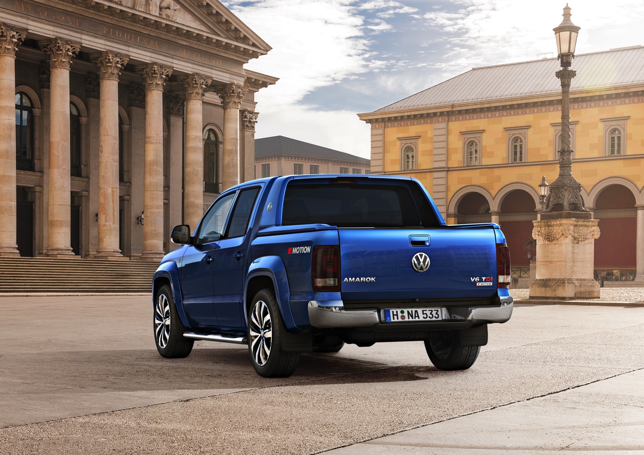 Volkswagen geeft de Amarok pick-up een facelift met een nieuw gezicht, betere stoelen, grotere remmen en een 3.0 TDI zescilinderdiesel.