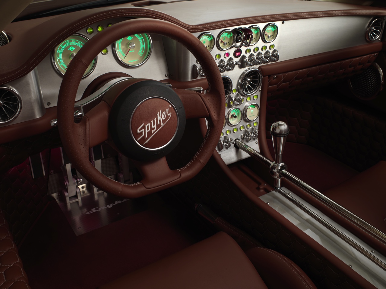 Spyker C8 Preliator met 525 pk naar de Autosalon van Geneve 2016.