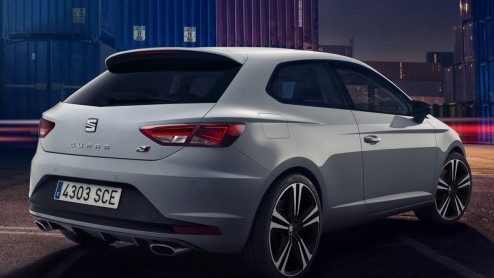 Via een Russische website zijn de eerste beelden van de Seat Leon Cupra gelekt. De toevoeging 280 doet al vermoeden wat het potentieel is van de potente Cupra is.