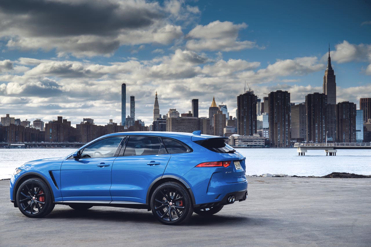 Jaguar maakt de prijs bekend van de F-Pace SVR