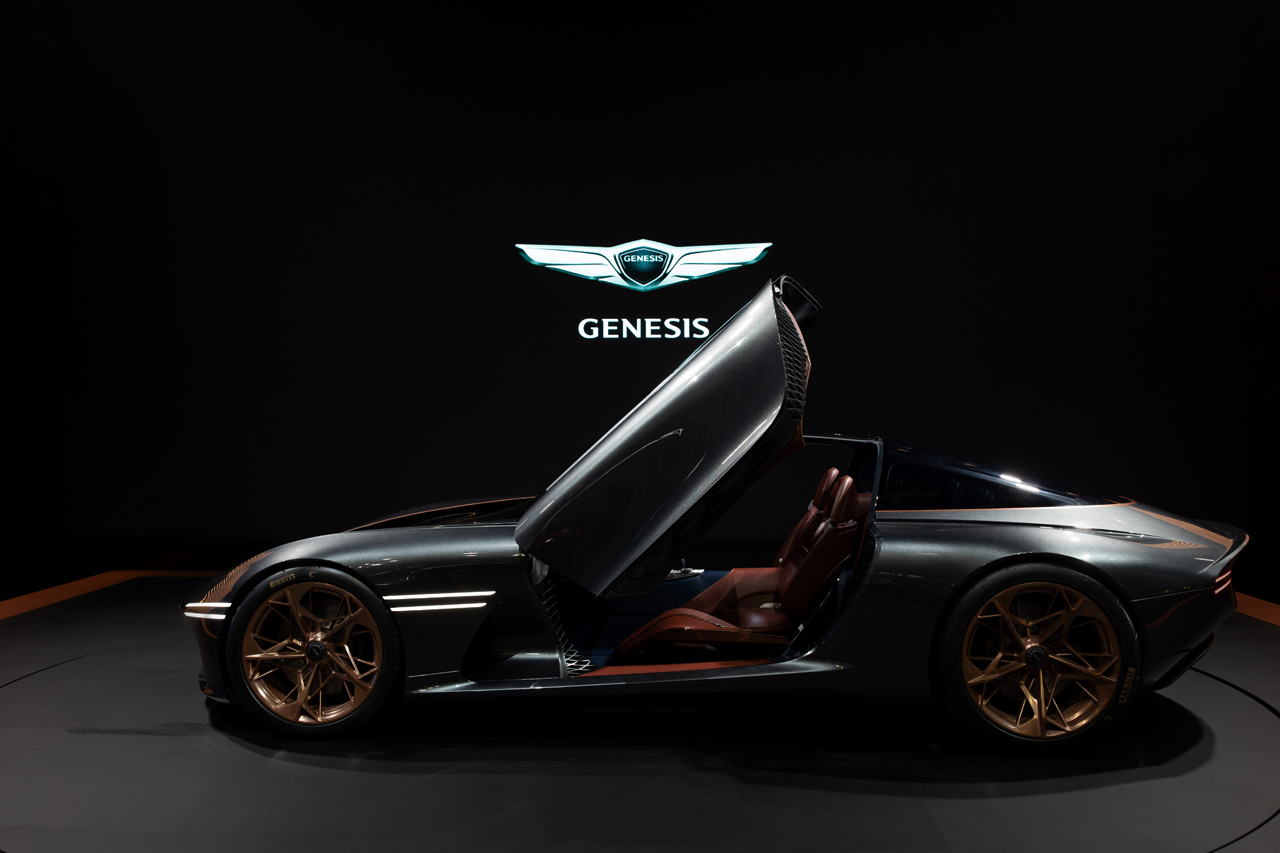 Genesis toont de Essentia concept voor het eerst in Korea.