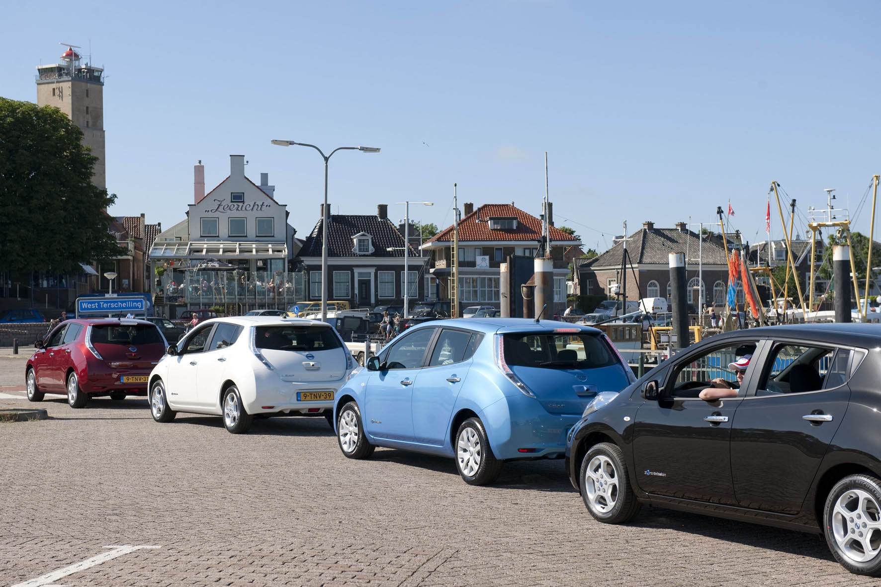 Green Deal Autodelen maakt zich sterk voor 100.000 deelauto's in Nederland, omdat autodelen de toekomst heeft.