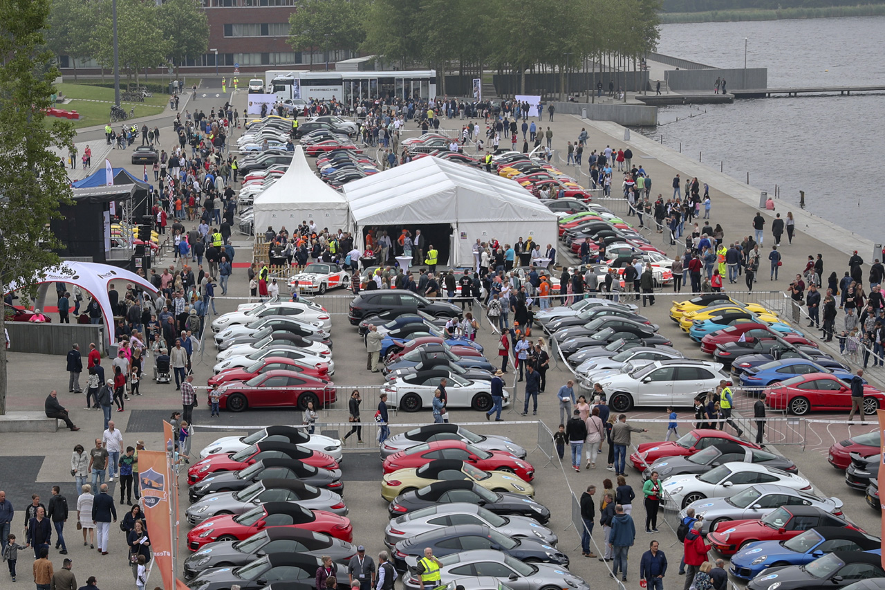 De tweejaarlijkse Porsche Parade was dit jaar te gast in Nederland.
