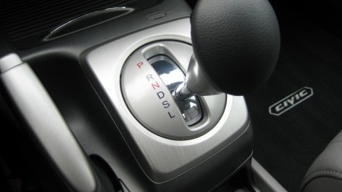Bijzondere autos zijn vaak te herkennen aan hun excentrieke vormgeving, speciale prijsstelling en technische hoogstand. De uit 1999 daterende Honda Insight hybride was er zo n. Hoewel de nieuwe Hon