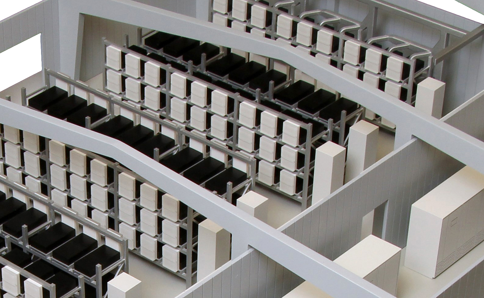 Daimler werkt met partners aan een energieopslagsysteem op basis van 1000 oude smart electric drive accu's.