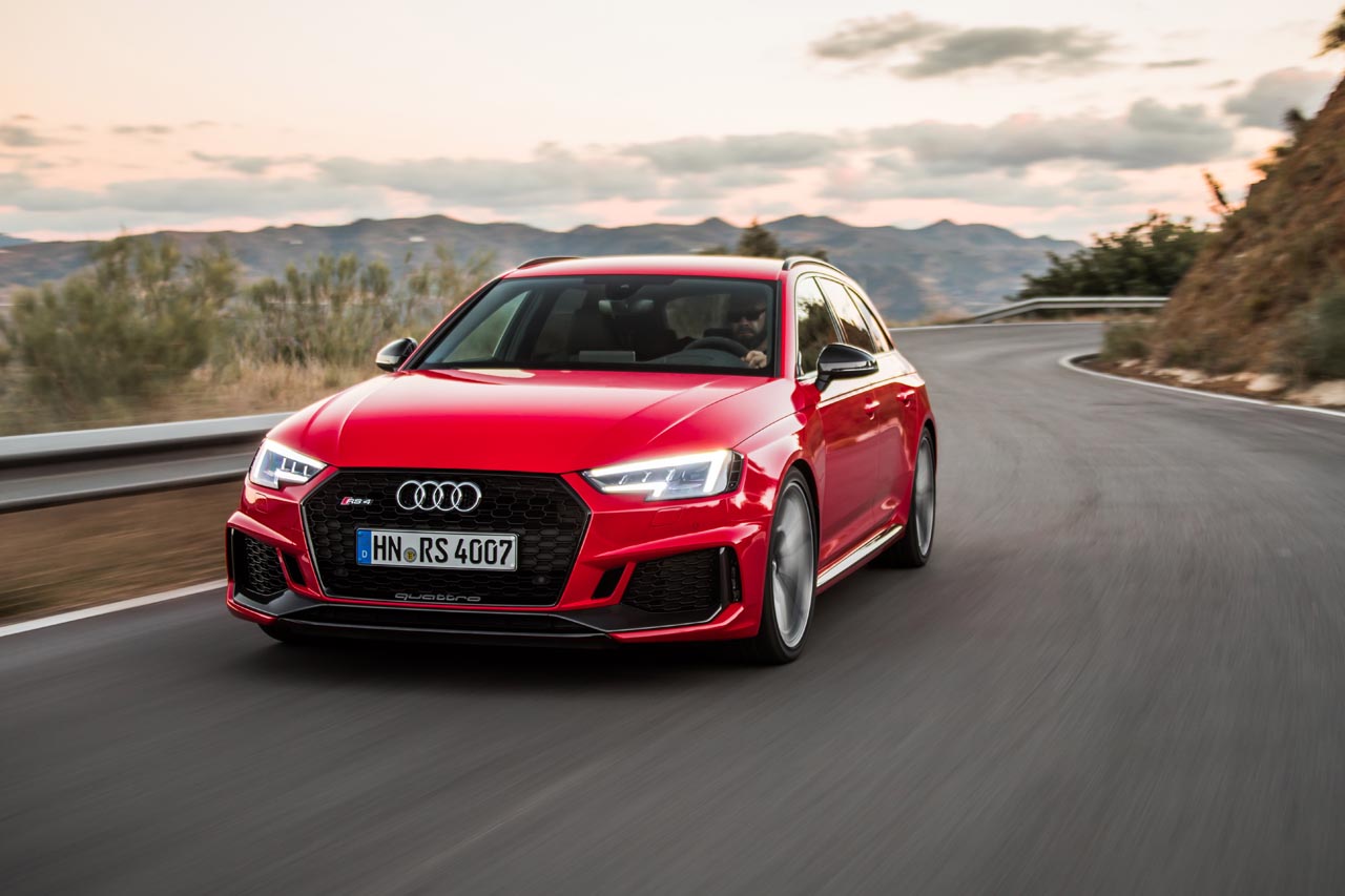 Audi lanceert 18 jaar na de eerste generatie de nieuwe RS 4 Avant.