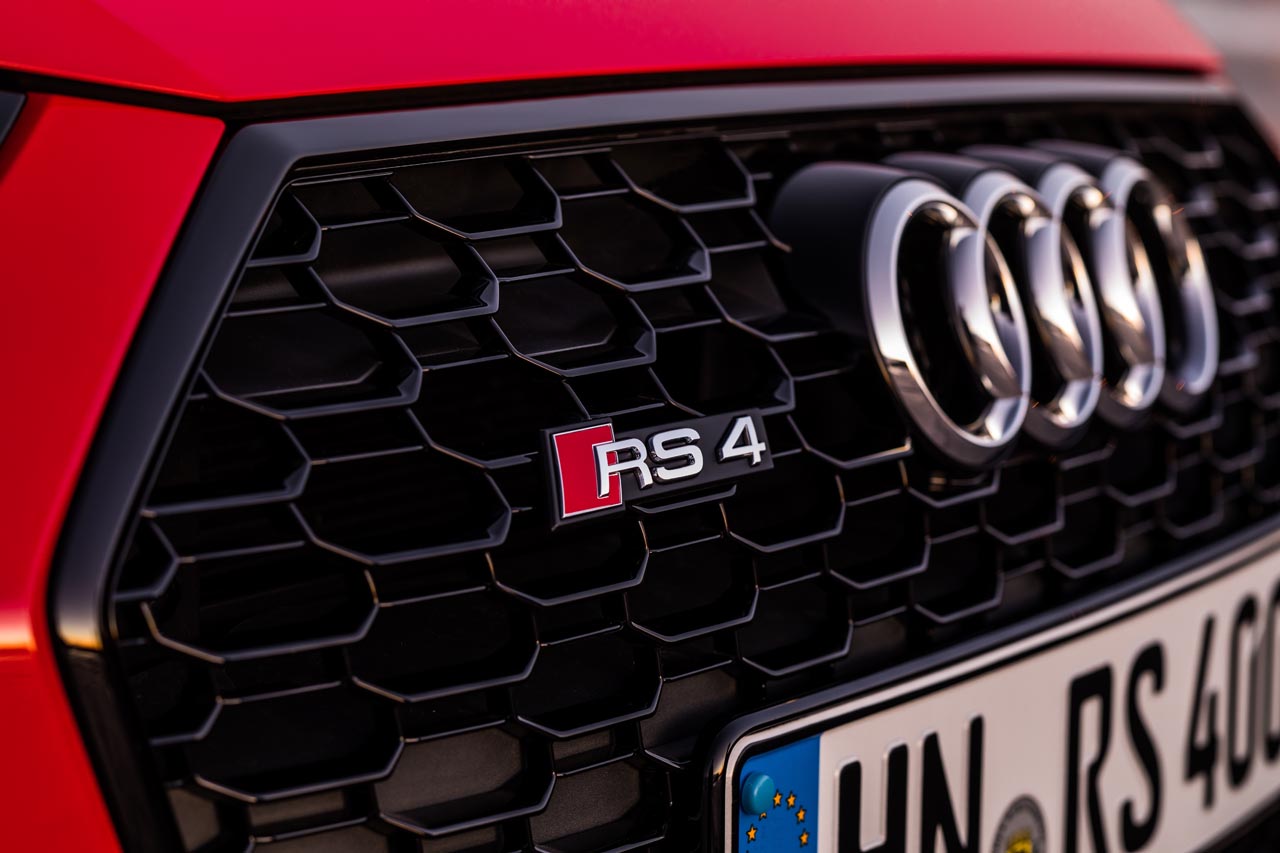 Audi lanceert 18 jaar na de eerste generatie de nieuwe RS 4 Avant.