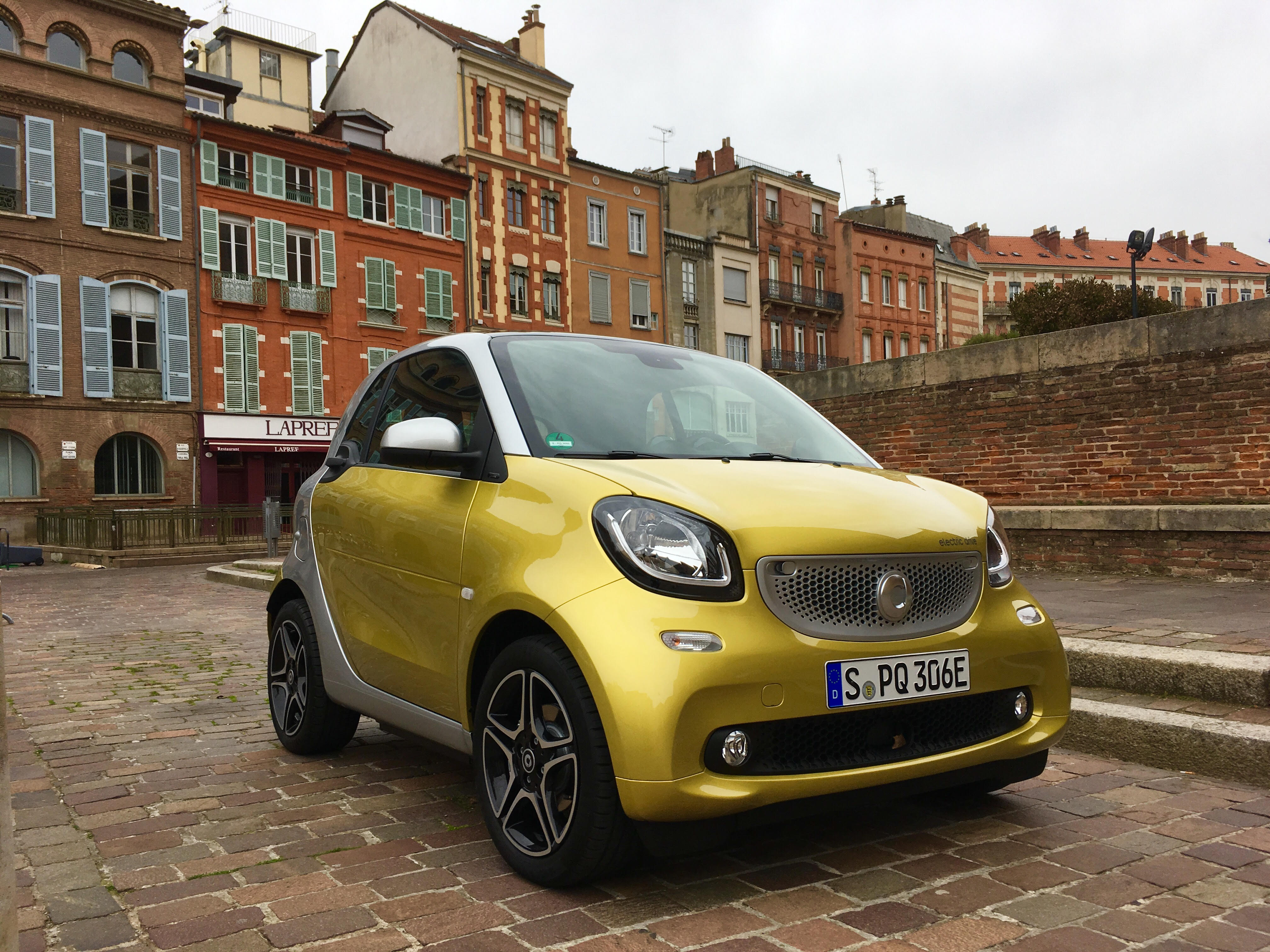 Hoe ver komt de Smart Electric Drive in de praktijk? Je leest het volgende week in de rijtest op de site!
