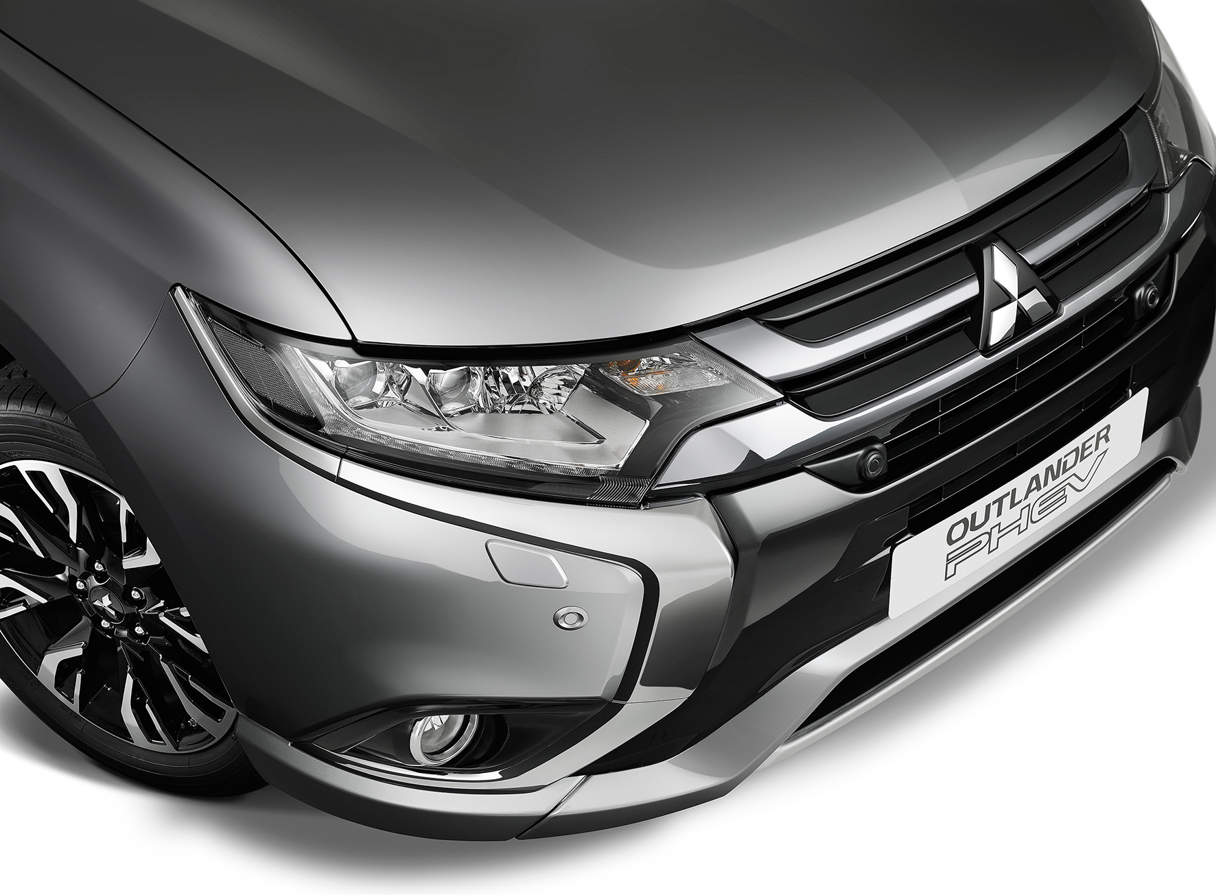 Prijzen en uitvoeringen nieuwe Mitsubishi Outlander PHEV 2015 met 7% bijtelling.