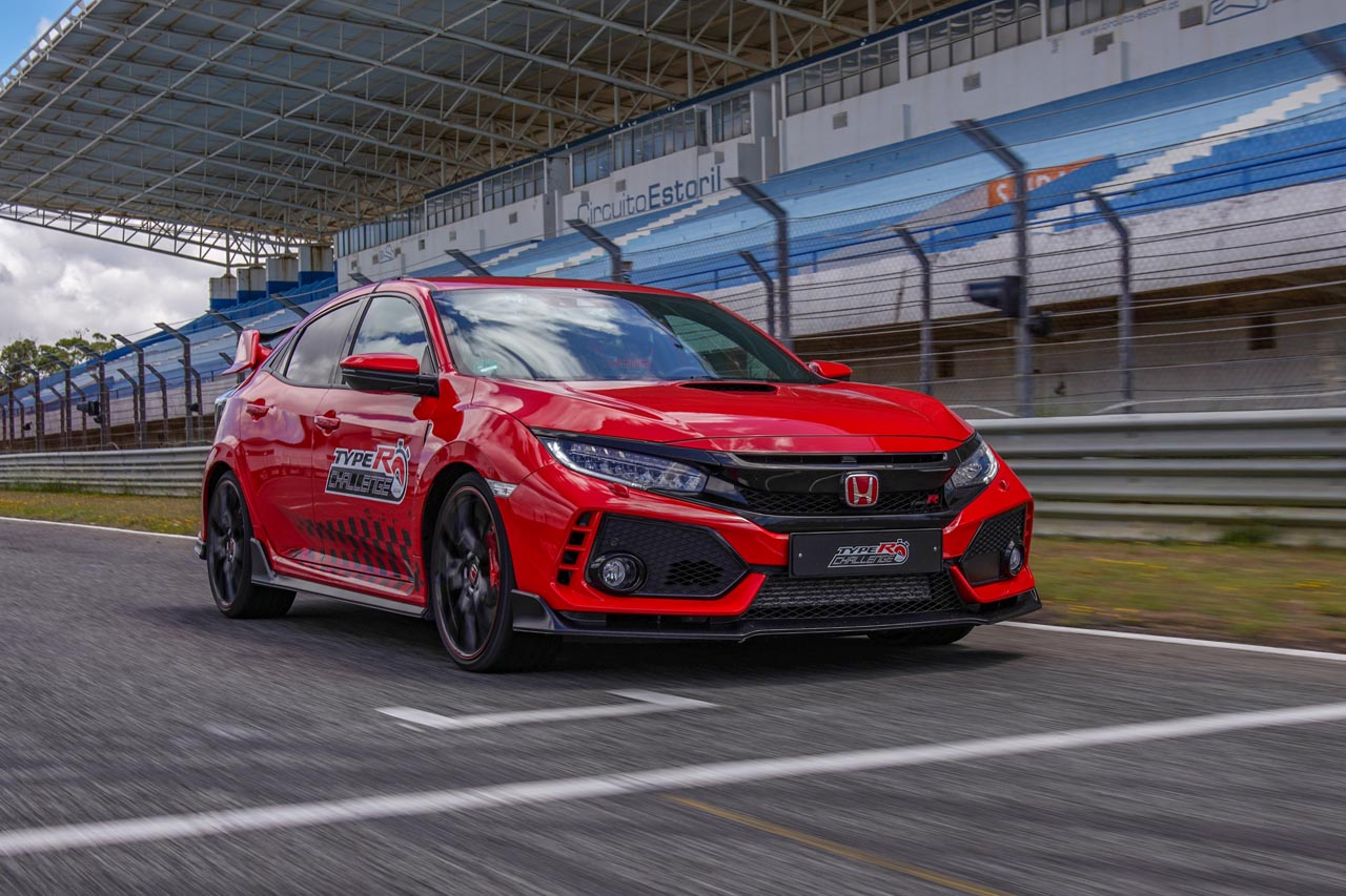Honda zette een nieuw reonderecord op Estoril met de Civic Type R.