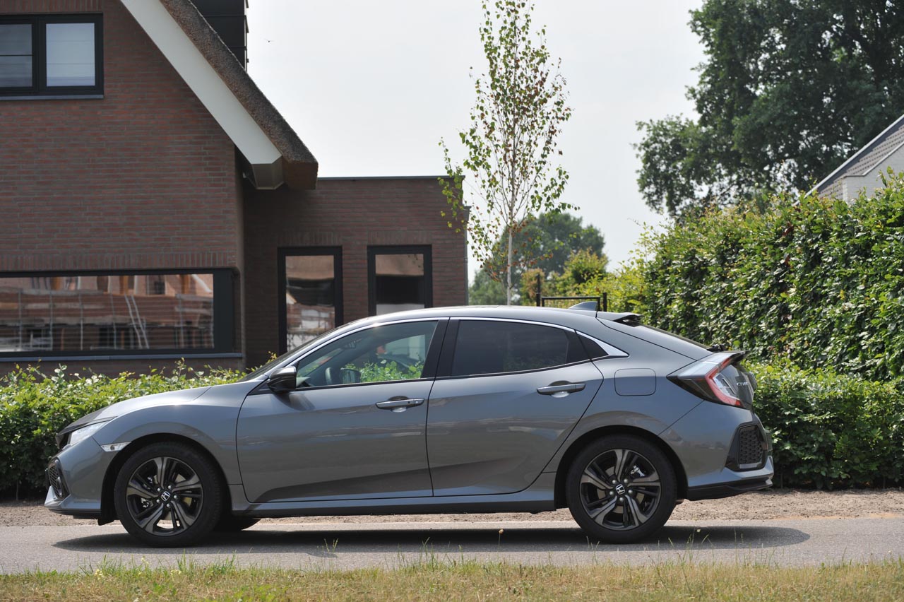 Honda levert de Civic nu ook met een dieselmotor, een prettige machine.
