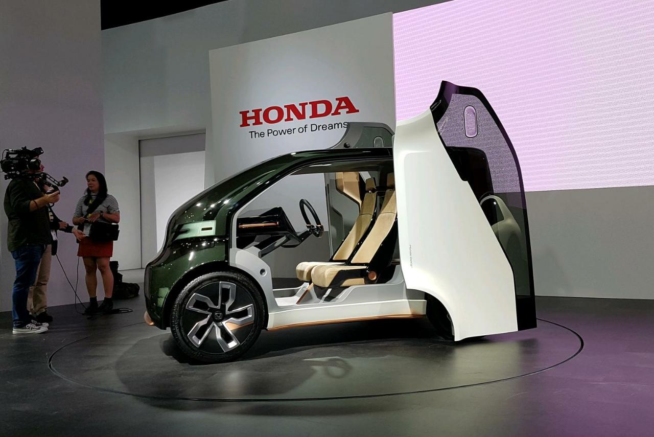 Honda is in Japan een veel groter merk dan in Europa en is op diverse disciplines thuis. Het productiemodel van de CR-V, diverse elektrische concepts en een motor van 100 miljoen, het is er allemaal.