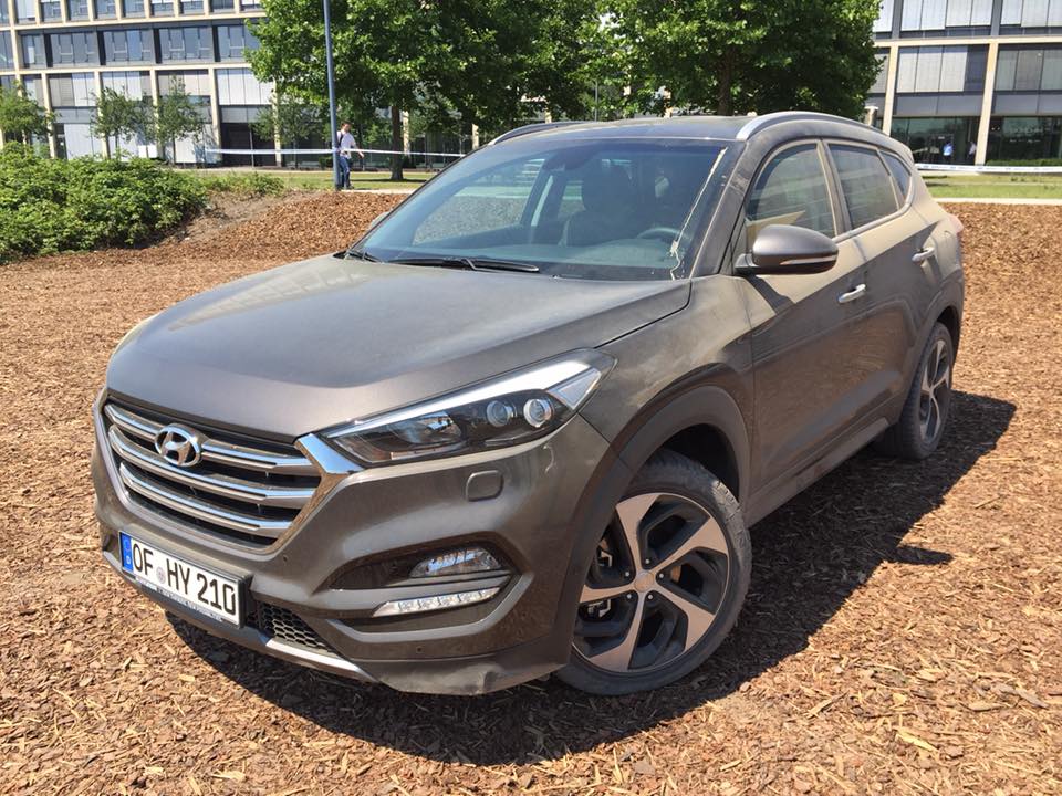 Autotest nieuwe Hyundai Tucson 2015 met 1.6 T-GDI en 2.0 CRDi. Het is de opvolger van de ix35 met meer ruimte en luxe.