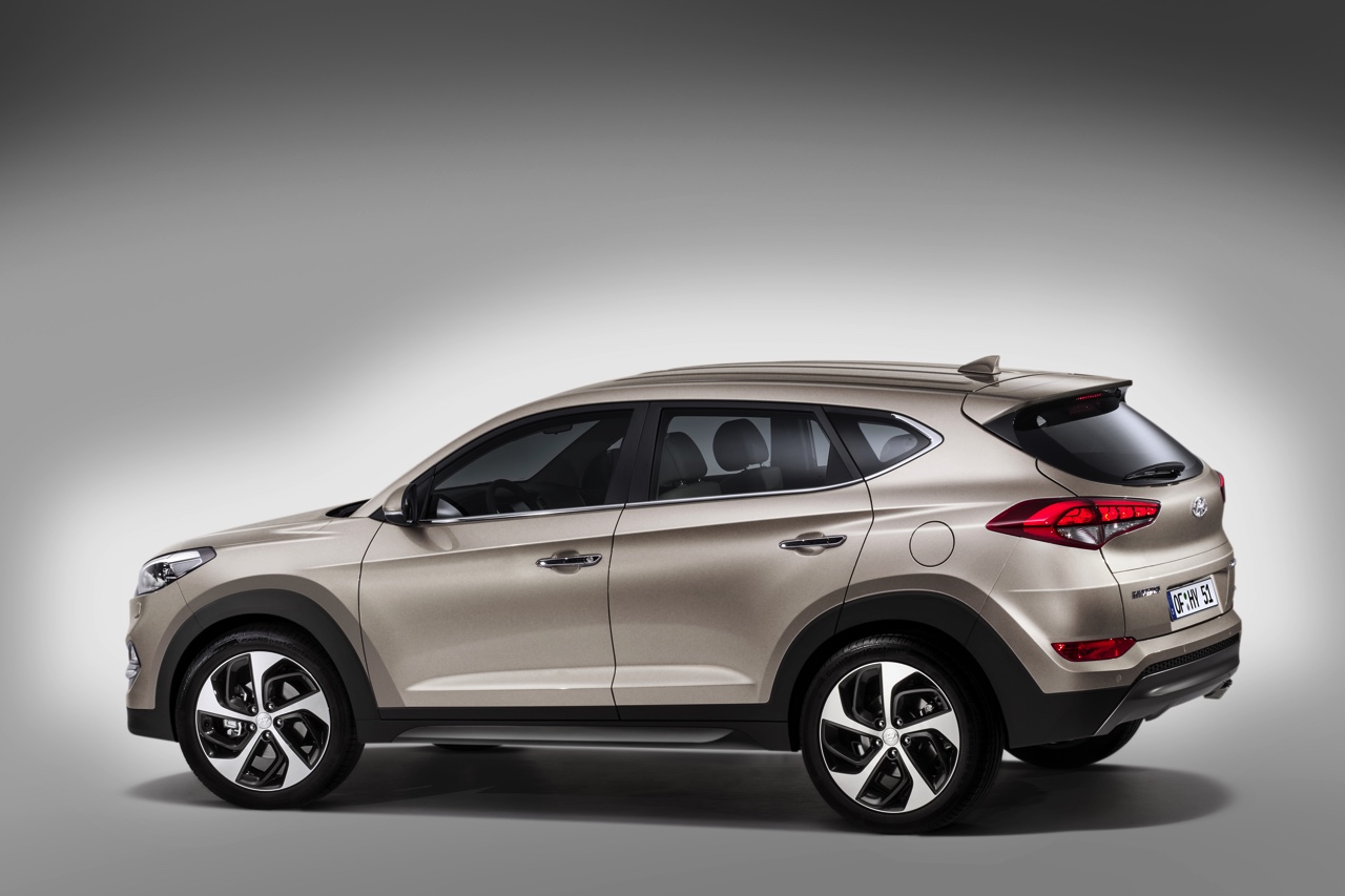 Nieuwe Hyundai Tucson gepresenteerd voorafgaand aan debuut op Autosalon van Genve. Hij steekt van wal met nieuwe 1.6 T-GDI en diverse veiligheidsinnovaties.