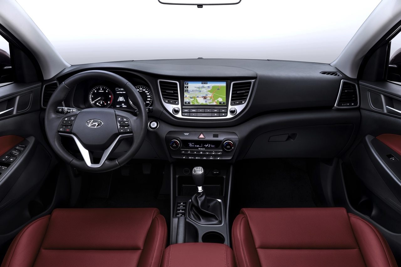 Nieuwe Hyundai Tucson gepresenteerd voorafgaand aan debuut op Autosalon van Genve. Hij steekt van wal met nieuwe 1.6 T-GDI en diverse veiligheidsinnovaties.