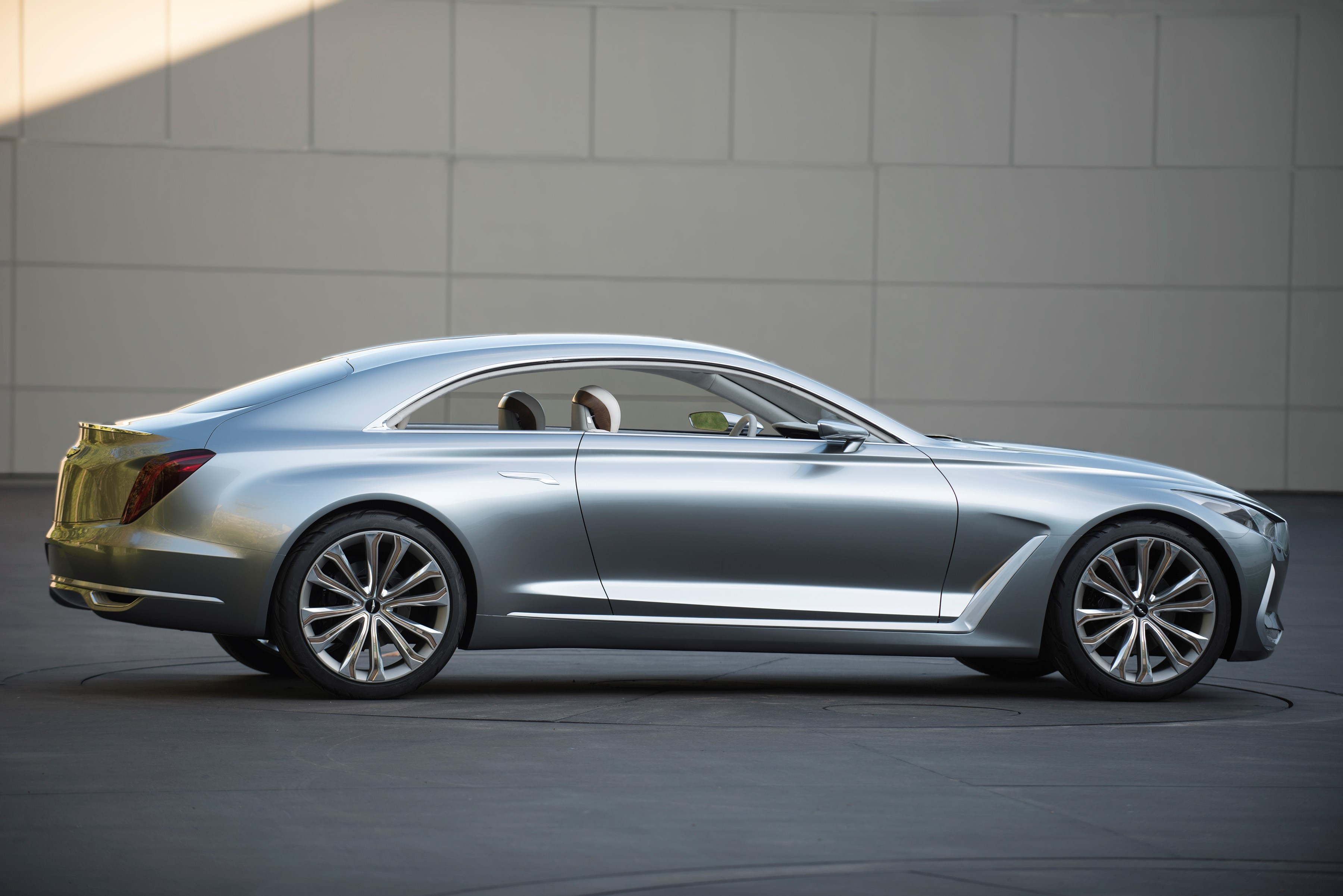 Hyundai toont komend weekend op het Concours dElegance van Pebble Beach de Vision G Coupe Concept. De grote coup is een voorbode van toekomstige autos van het merk.