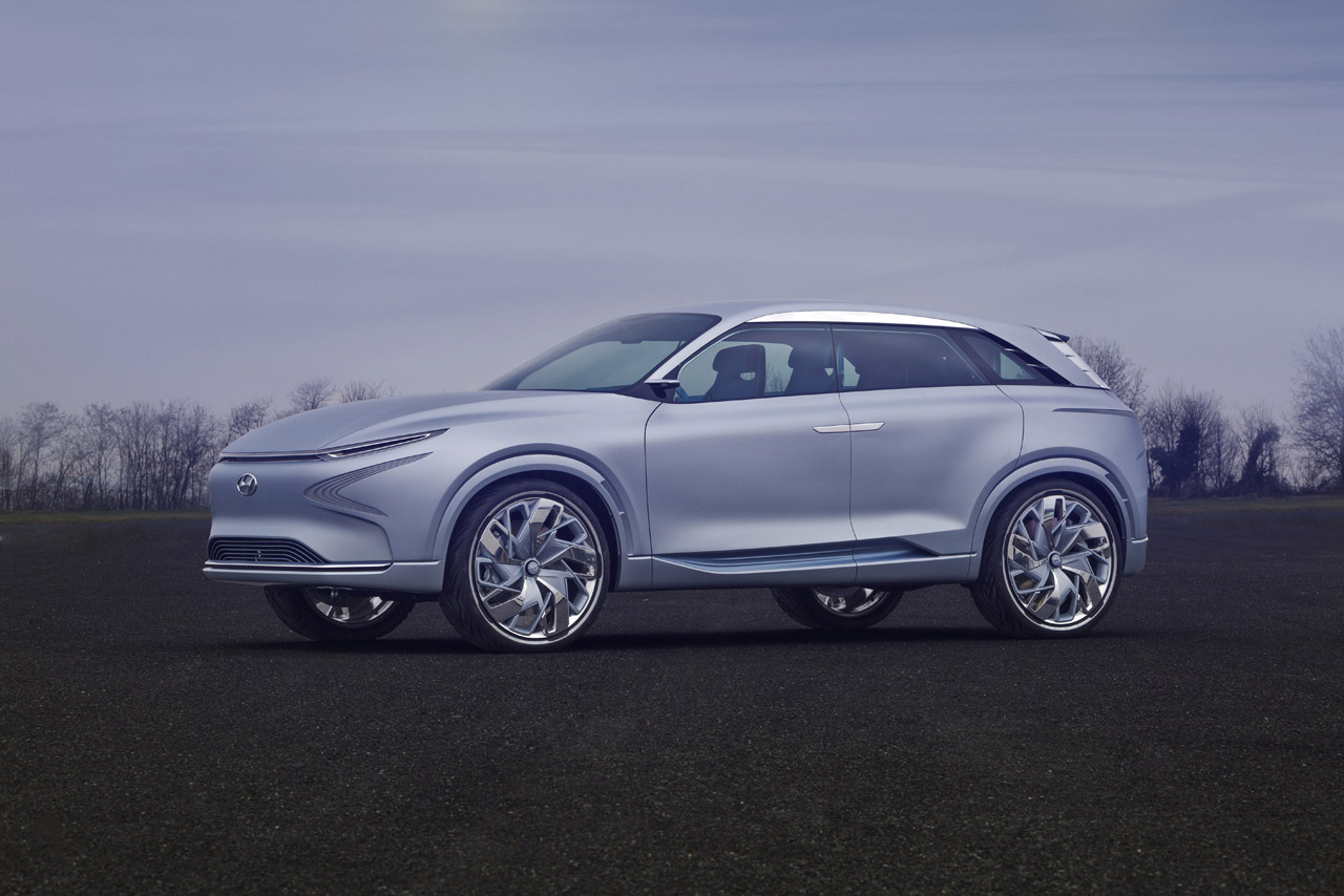 Hyundai laat op 8 en 9 december op het Energy Island congres de FE Fuel Cell concept zien.