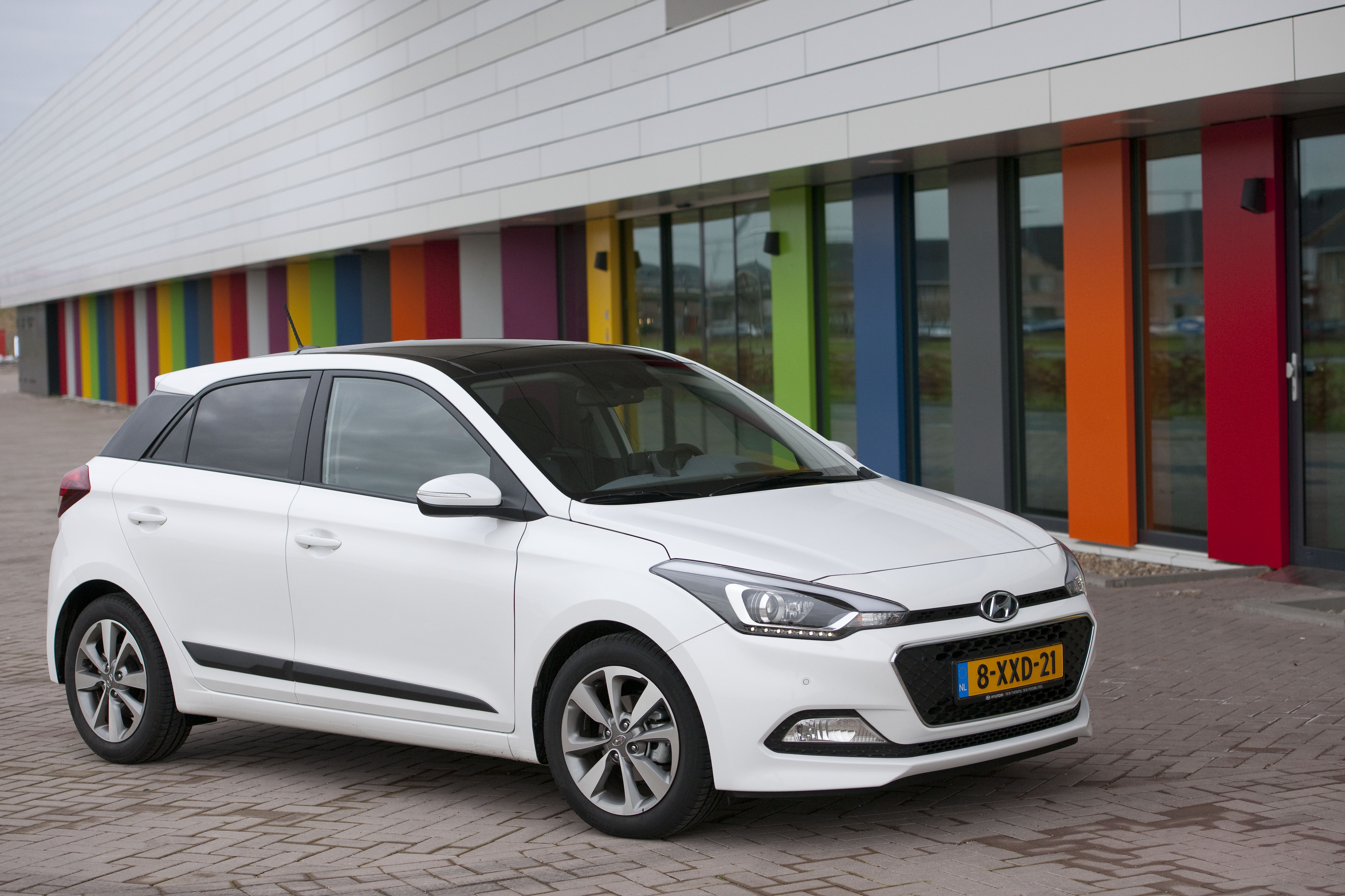 Private lease Hyundai i10 vanaf 149 euro per maand en Hyundai i20 vanaf 199 euro per maand in samenwerking met LeasePlan.