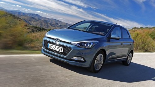 Autotest nieuwe Hyundai i20 1.2, die vanaf december 2014 bij de dealer staat.