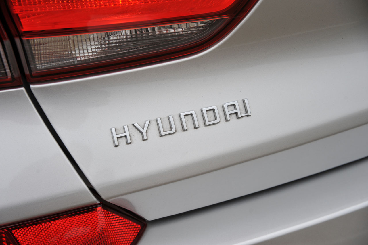 Hyundai lanceert de derde generatie van de Europese i30 hatchback. Een auto die duidelijk aan rijkwaliteiten heeft gewonnen. AutoVandaag deed een rijtest.