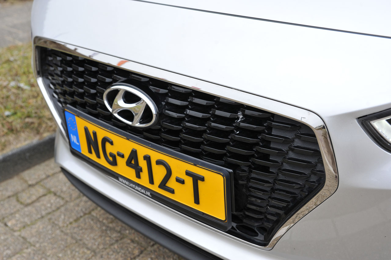 Hyundai lanceert de derde generatie van de Europese i30 hatchback. Een auto die duidelijk aan rijkwaliteiten heeft gewonnen. AutoVandaag deed een rijtest.