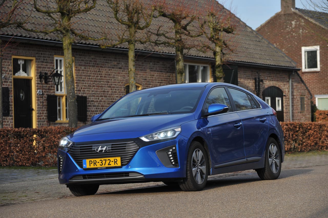 Hyundai levert als derde versie van de Ioniq nu de gunstig geprijsde plug-in hybrid.