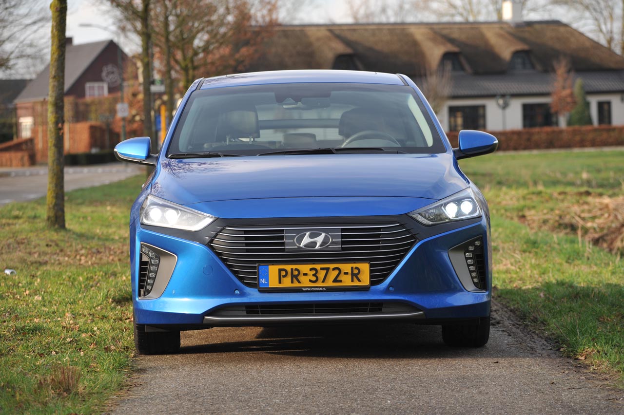 Hyundai levert als derde versie van de Ioniq nu de gunstig geprijsde plug-in hybrid.