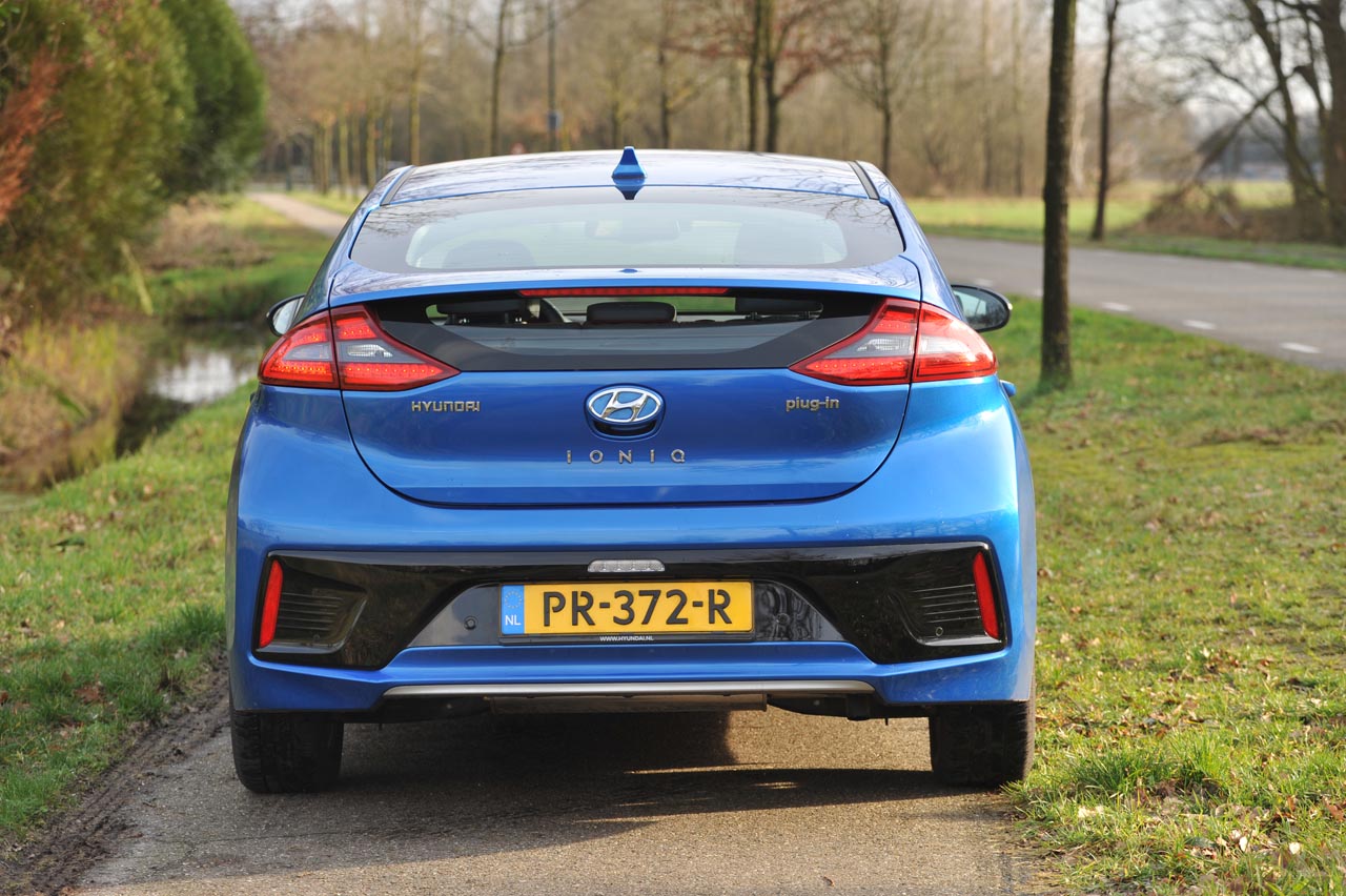Hyundai levert als derde versie van de Ioniq nu de gunstig geprijsde plug-in hybrid.