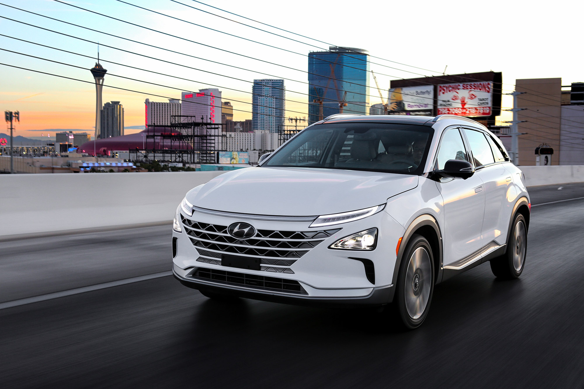 Hyundai onthulde de nieuwe Nexo op waterstof in las Vegas.