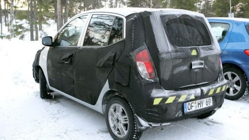 In deze Scoop! laten we je niet een auto zien, maar twee. Beide modellen waren op dezelfde tijd, op dezelfde plek en konden zodoende in een keer op de gevoelige plaat vast gelegd worden. Het gaat hier