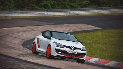 Speciale Megane R.S Trophy-R versie van Renault Mgane RS 275 Trophy zet nieuw record op Nrburgring voor seriegeproduceerde voorwielaandrijvers.