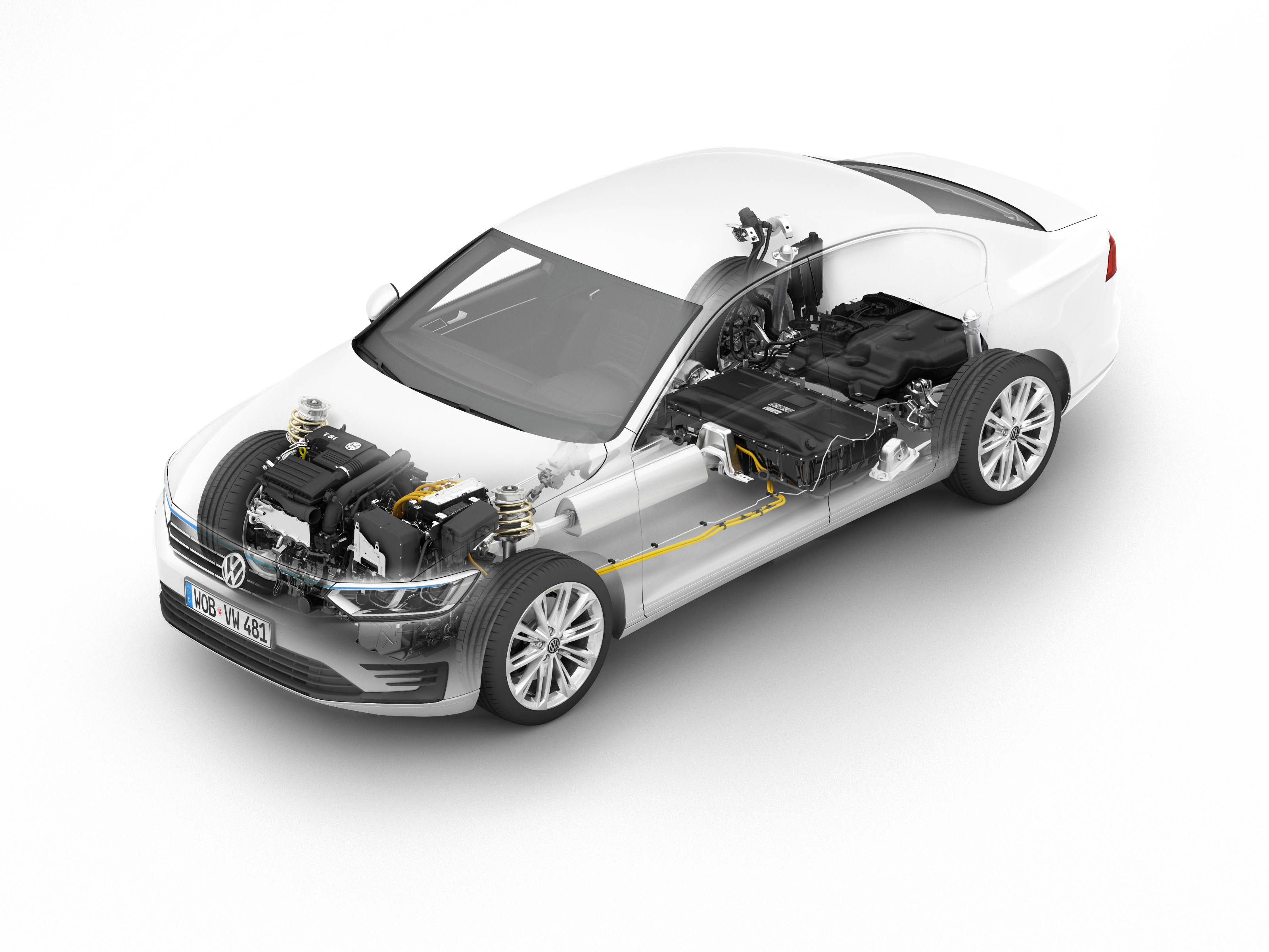 Volkswagen introduceert de Passat GTE plug-in hybride met 7% bijtelling voor prijzen vanaf 44.590 euro. De Variant kost 46.090 euro. Eerste levering in september.