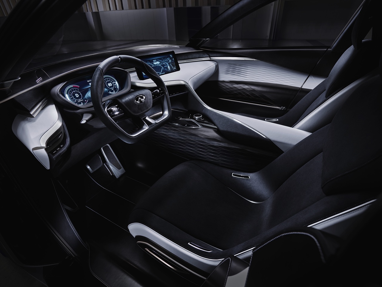 Infiniti presenteert QX Sport Inspiration als voorbode van de QX50, die zijn leven begon als Infiniti EX SUV.