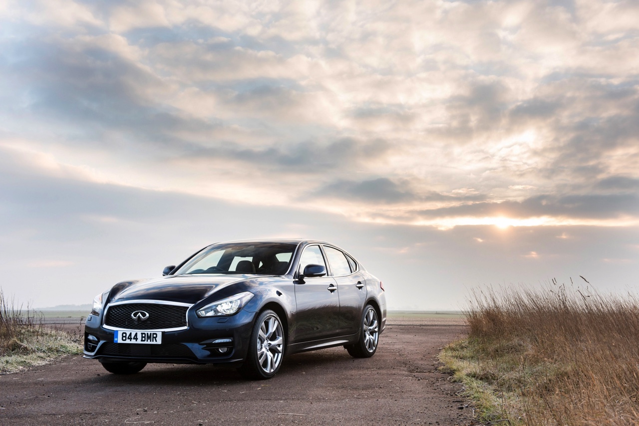 Autotest Infiniti Q70 2.2d diesel geeft carrire Infiniti M een waardig vervolg met veel zuinigere diesel.