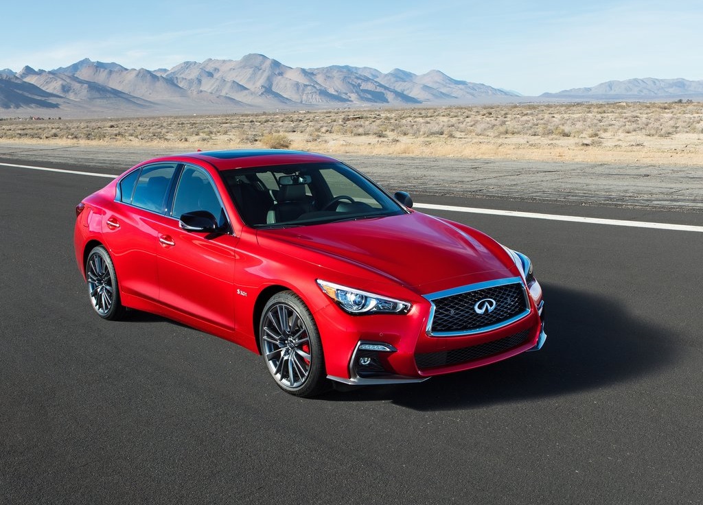 Later deze week zal Infiniti op de Autosalon van Genve het doek trekken van een nieuwe Q50. Ook komt er onder de naam Project Black S een nieuw sportlabel voor het merk.