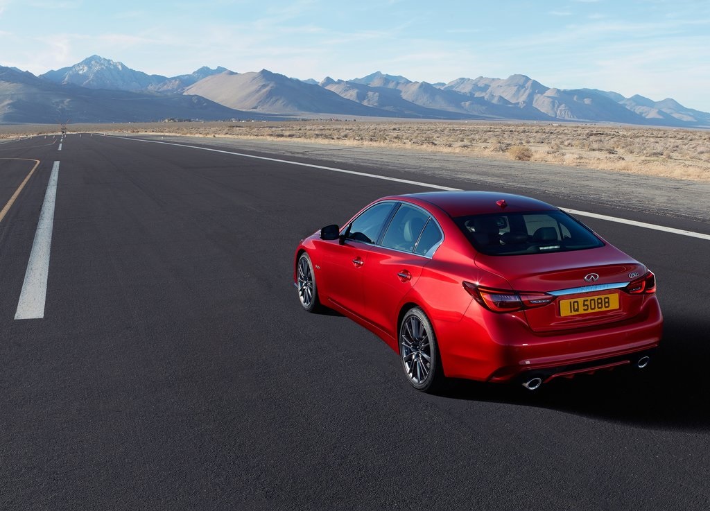 Later deze week zal Infiniti op de Autosalon van Genve het doek trekken van een nieuwe Q50. Ook komt er onder de naam Project Black S een nieuw sportlabel voor het merk.