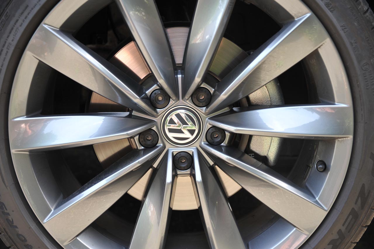 Volkswagen biedt als basismotor een 1.5 liter aan in de Arteon. Een test om te kijken hoe deze functioneert.