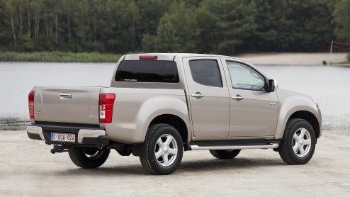 Autotest Isuzu D-Max 2,5 liter turbodiesel in Beekse Bergen